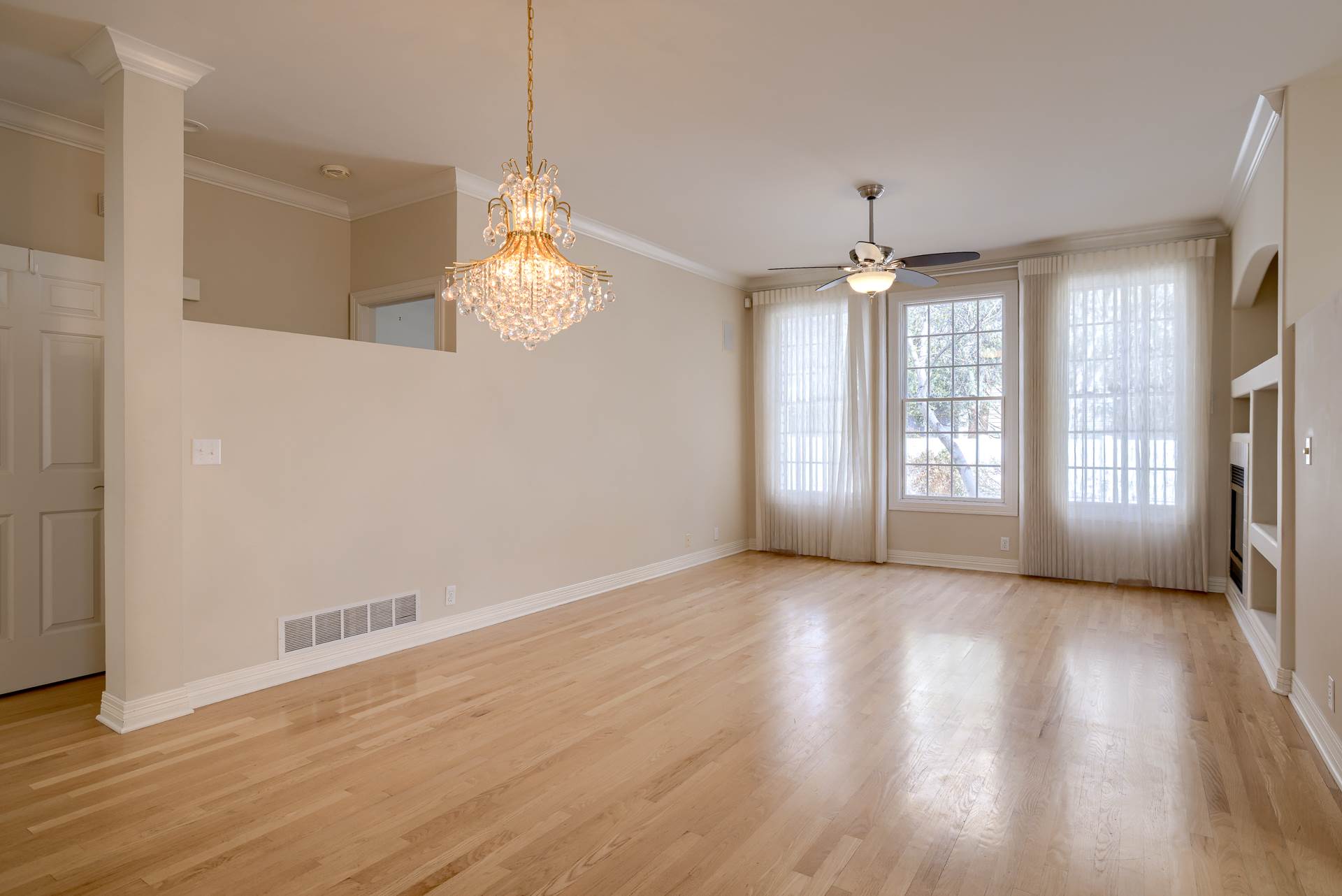 1823 S 172 Plaza, Omaha, NE 68130