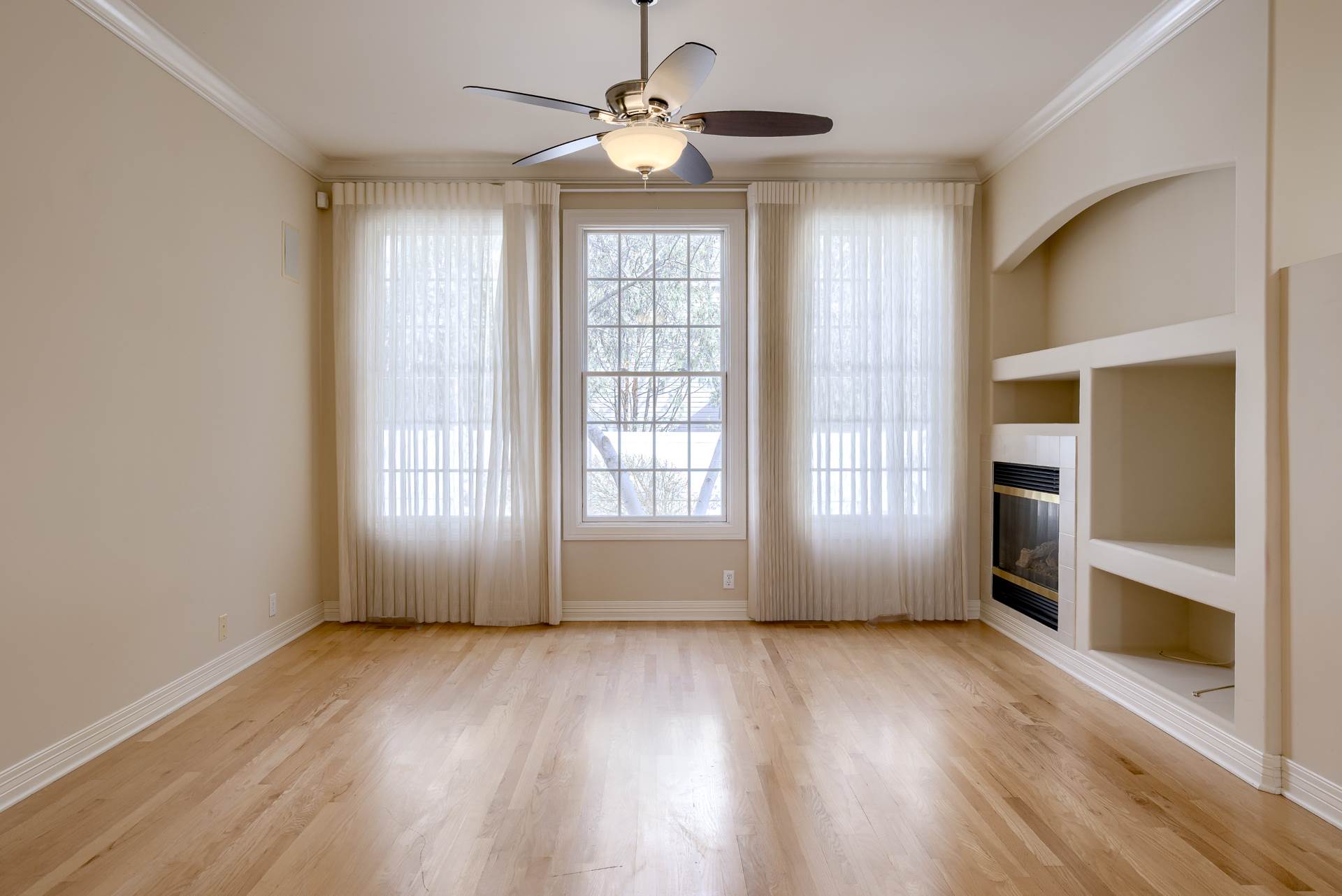 1823 S 172 Plaza, Omaha, NE 68130