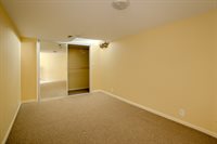 1823 S 172 Plaza, Omaha, NE 68130