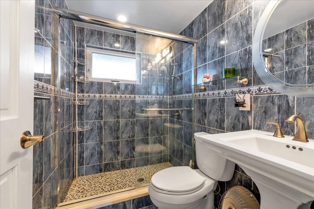 626 Pearl Street, Oceanside, NY 11572