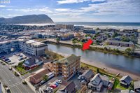 224 North Holladay Dr, Seaside, OR 97138