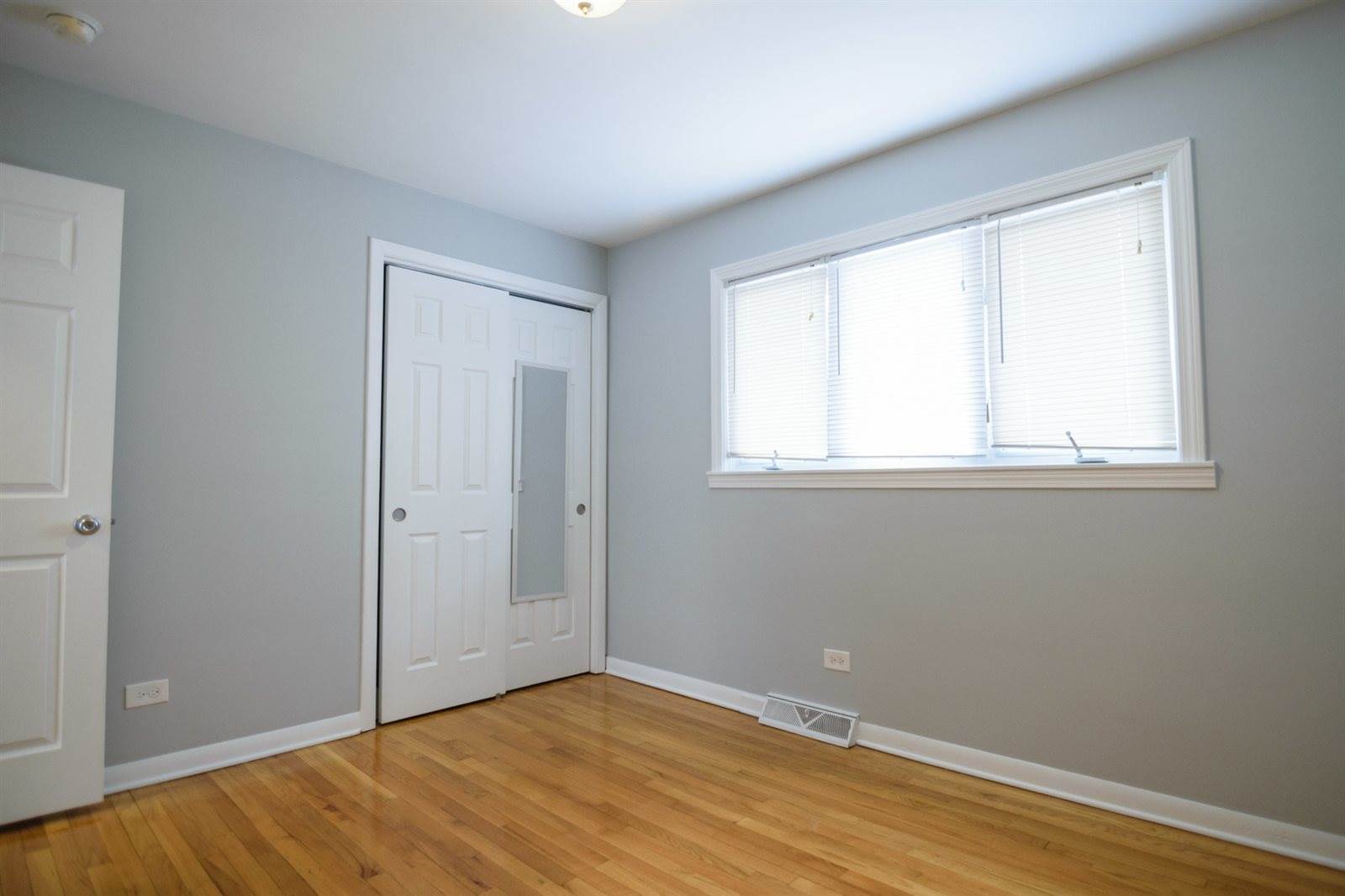 9800 South Washtenaw Avenue, Evergreen Park, IL 60805