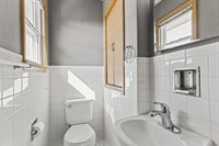 1407 N 58 St, Omaha, NE 68132