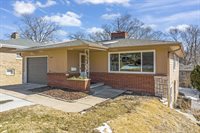 1407 N 58 St, Omaha, NE 68132