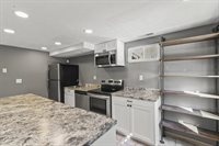 1407 N 58 St, Omaha, NE 68132