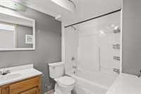 1407 N 58 St, Omaha, NE 68132