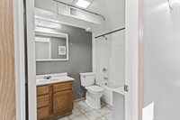 1407 N 58 St, Omaha, NE 68132