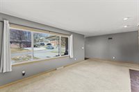 1407 N 58 St, Omaha, NE 68132
