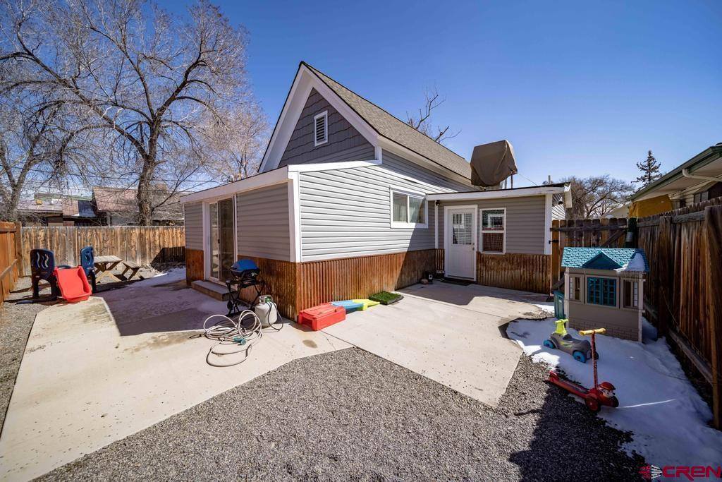 425 S 5th Street, Montrose, CO 81401