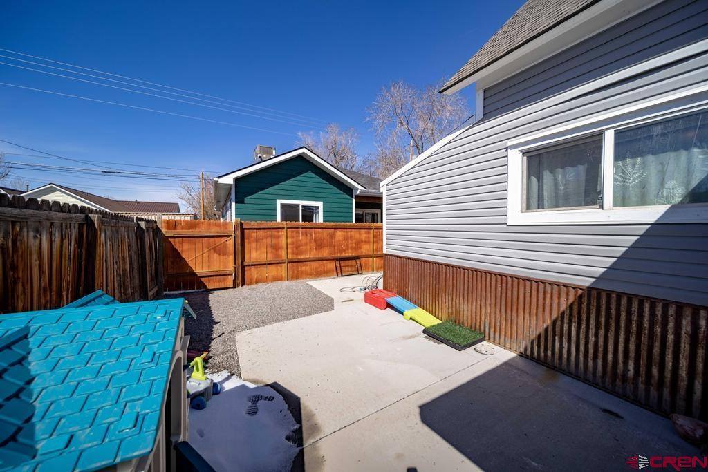 425 S 5th Street, Montrose, CO 81401