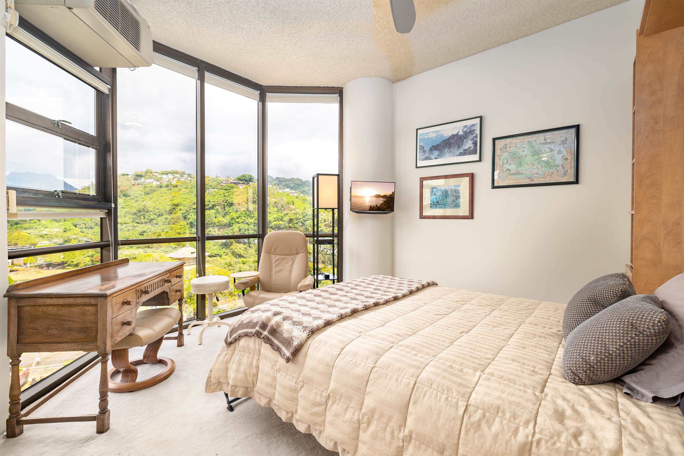 38 S Judd St, Honolulu, HI 96817