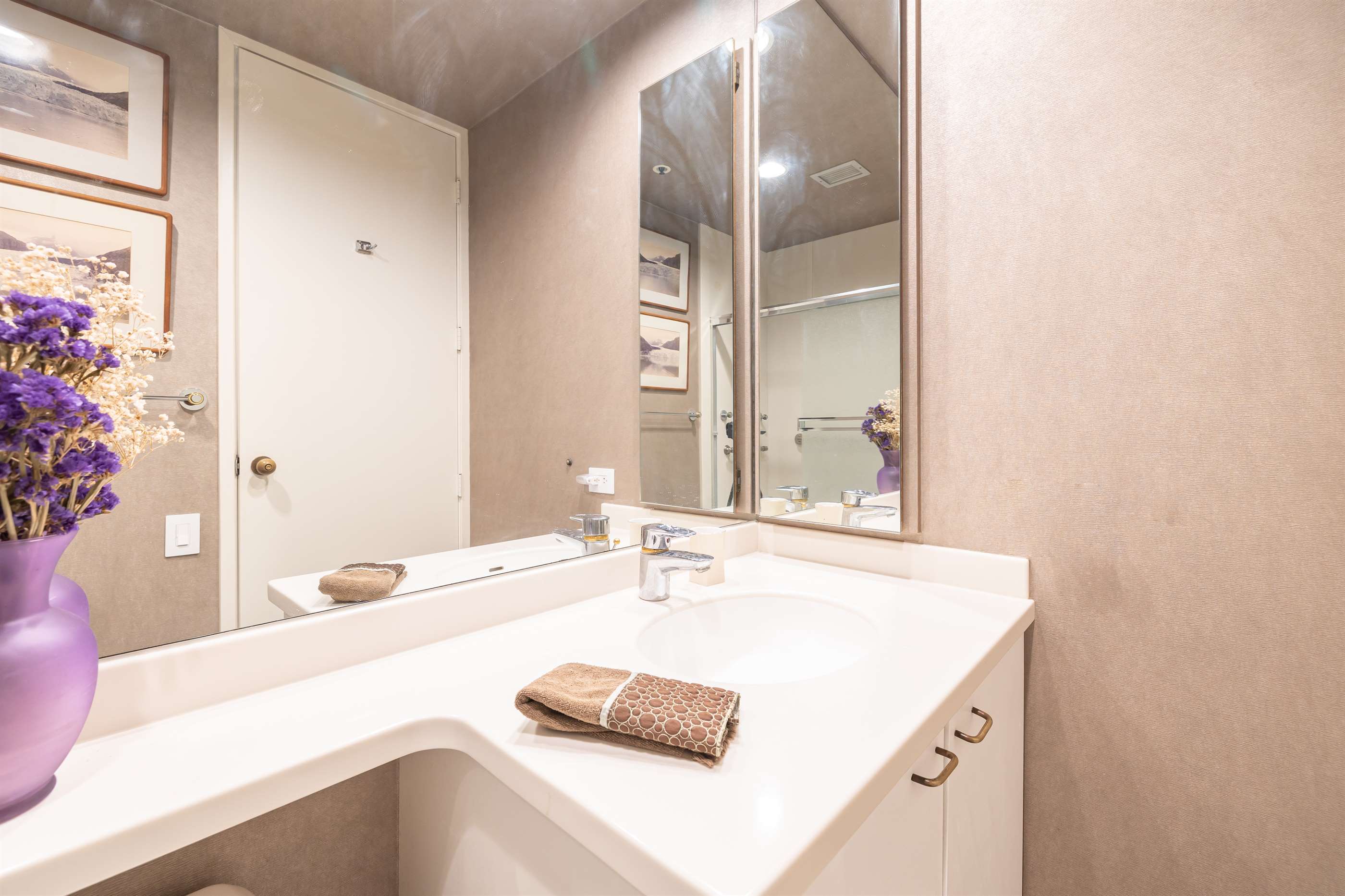 38 S Judd St, Honolulu, HI 96817