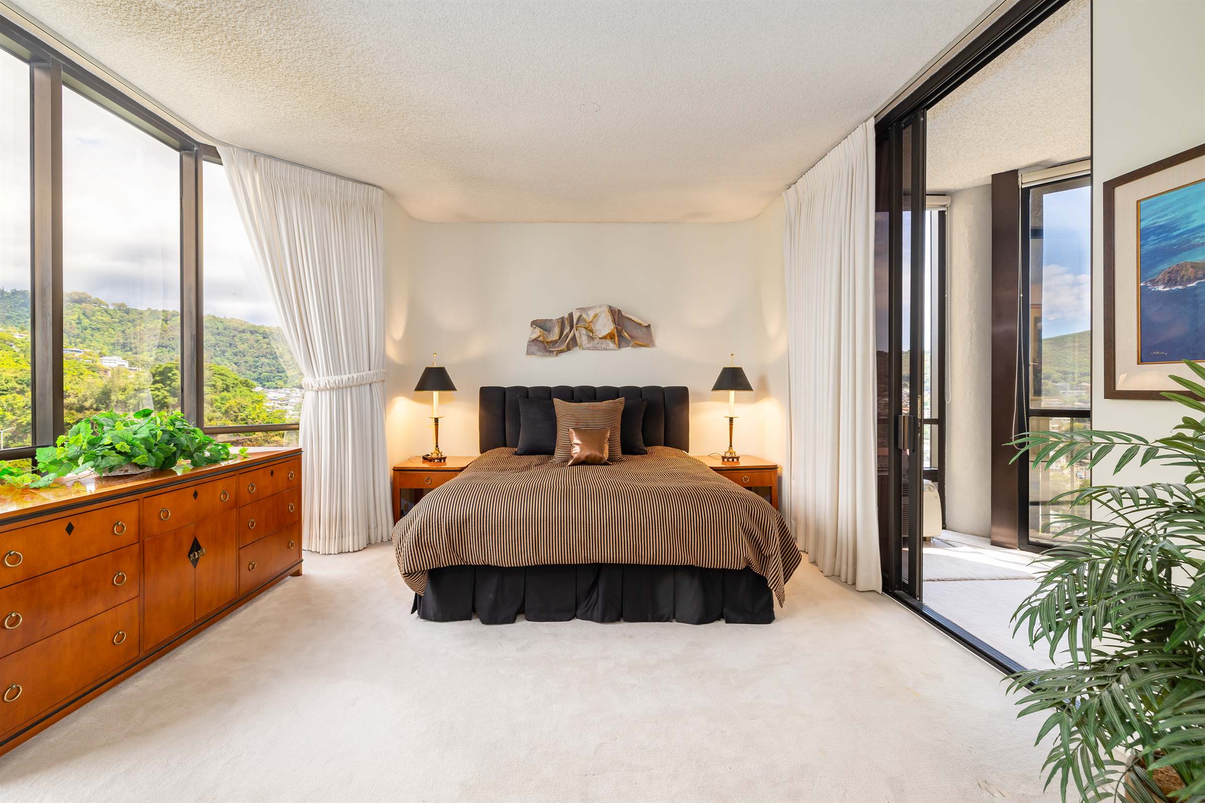 38 S Judd St, Honolulu, HI 96817