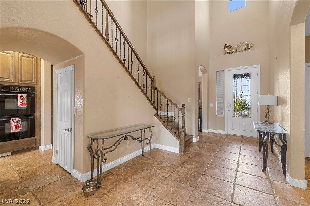 1137 Glistening Point, Henderson, NV 89015