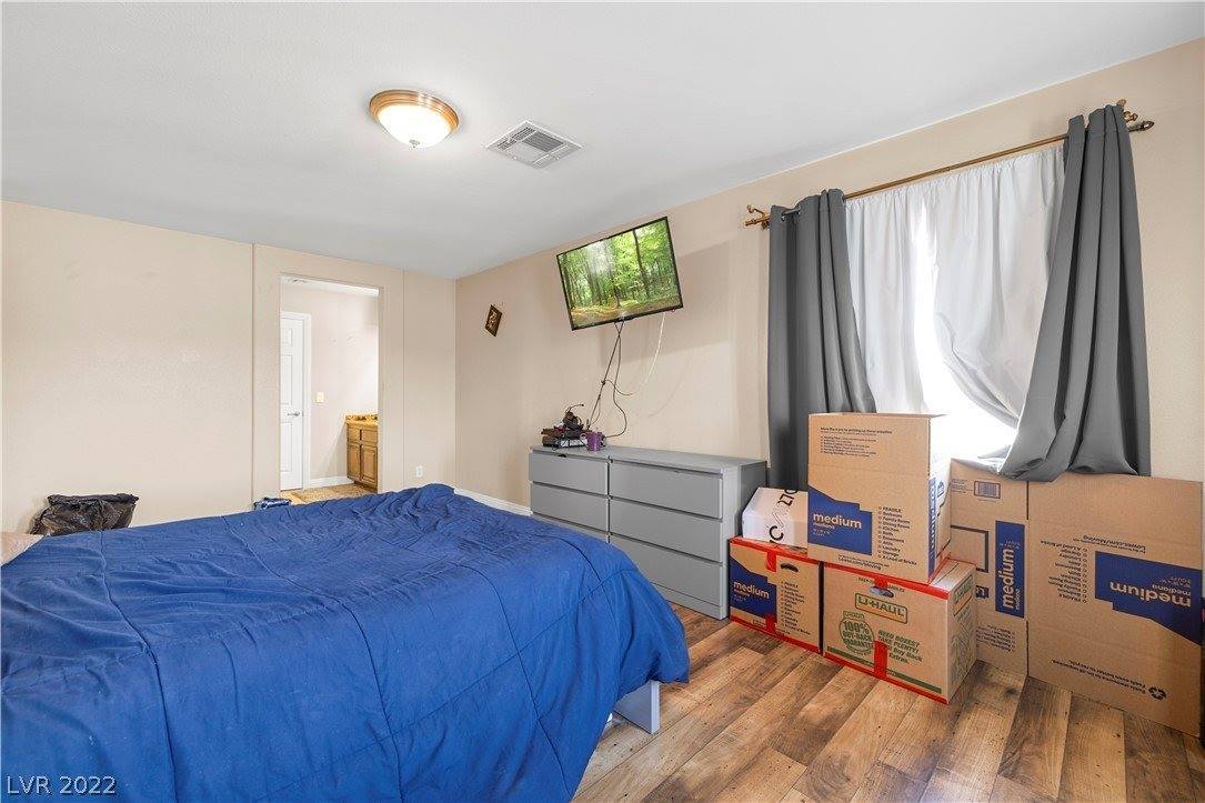 1137 Glistening Point, Henderson, NV 89015