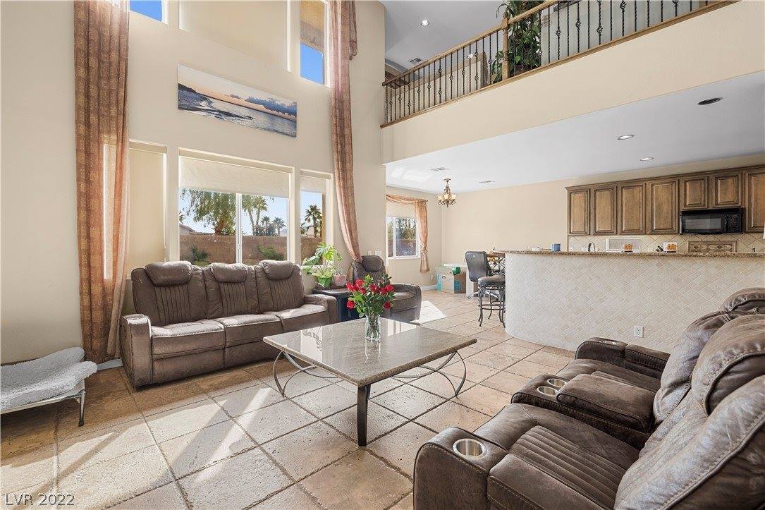 1137 Glistening Point, Henderson, NV 89015