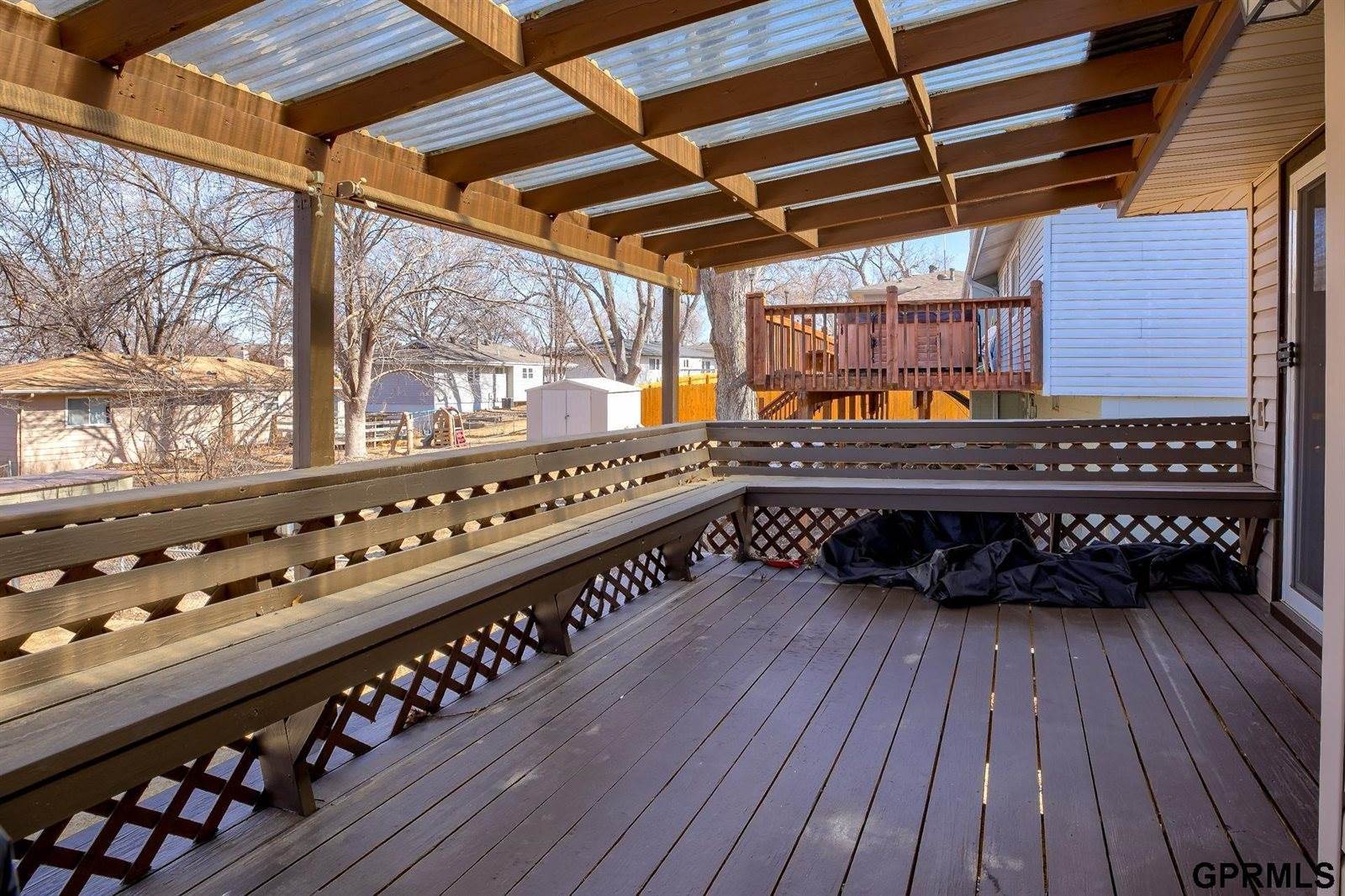 13826 X Circle, Omaha, NE 68137