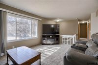 13826 X Circle, Omaha, NE 68137