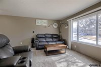 13826 X Circle, Omaha, NE 68137