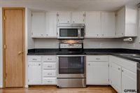 13826 X Circle, Omaha, NE 68137