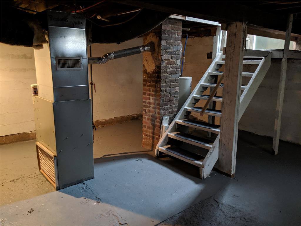 1104 Leona Avenue, Endicott, NY 13760