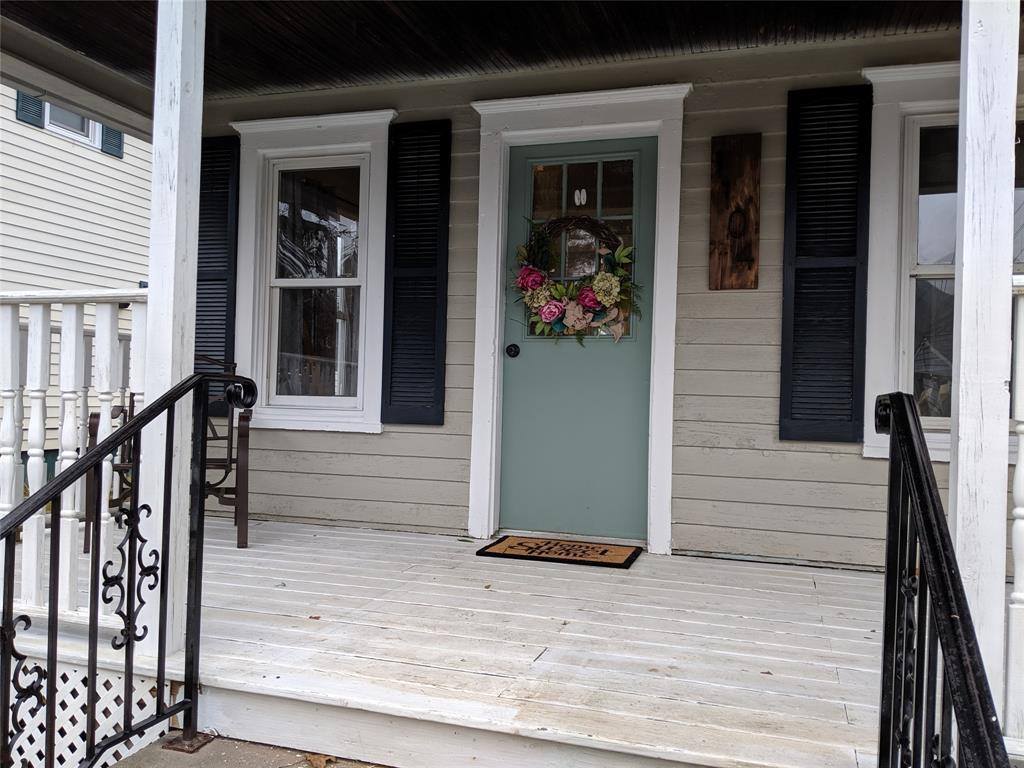 1104 Leona Avenue, Endicott, NY 13760