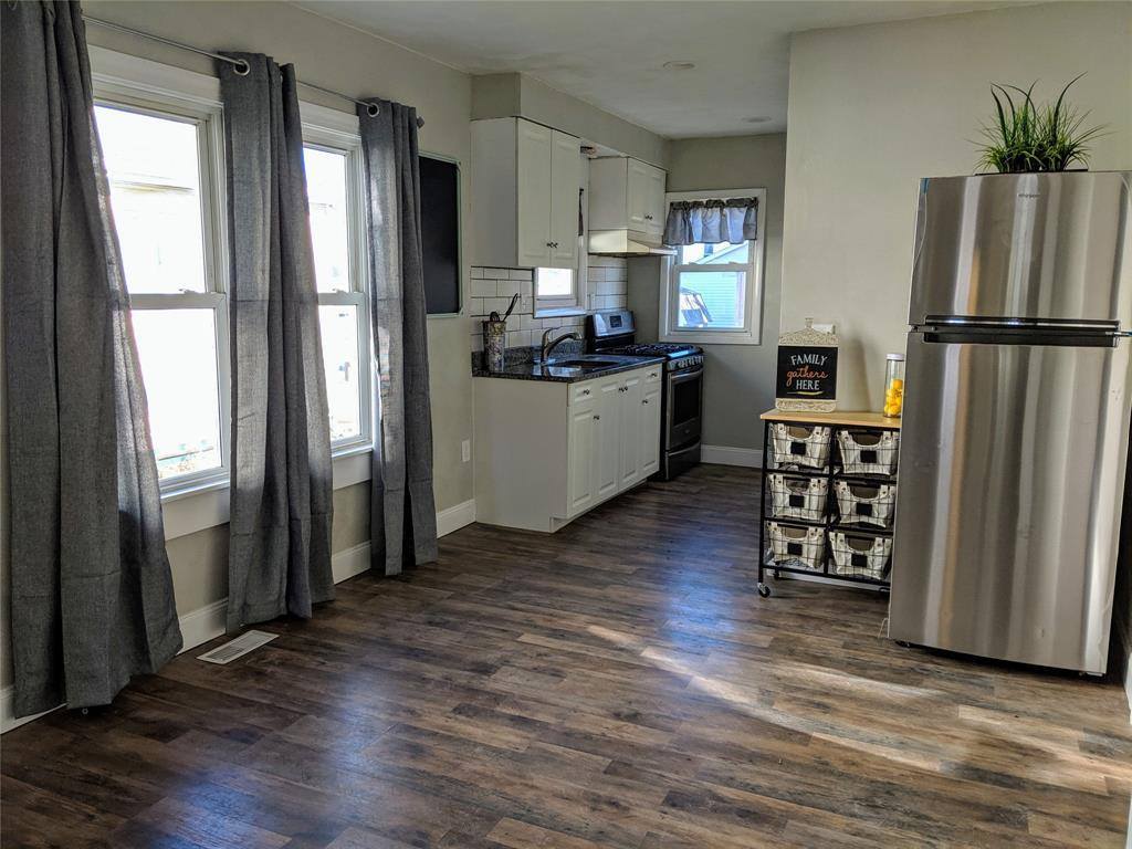 1104 Leona Avenue, Endicott, NY 13760