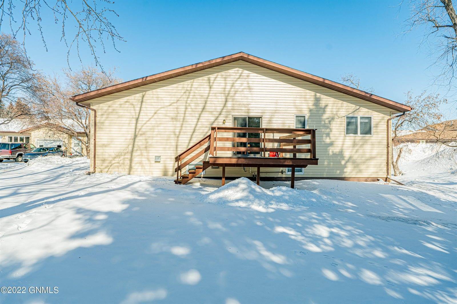 2947 Manitoba Lane, Bismarck, ND 58503