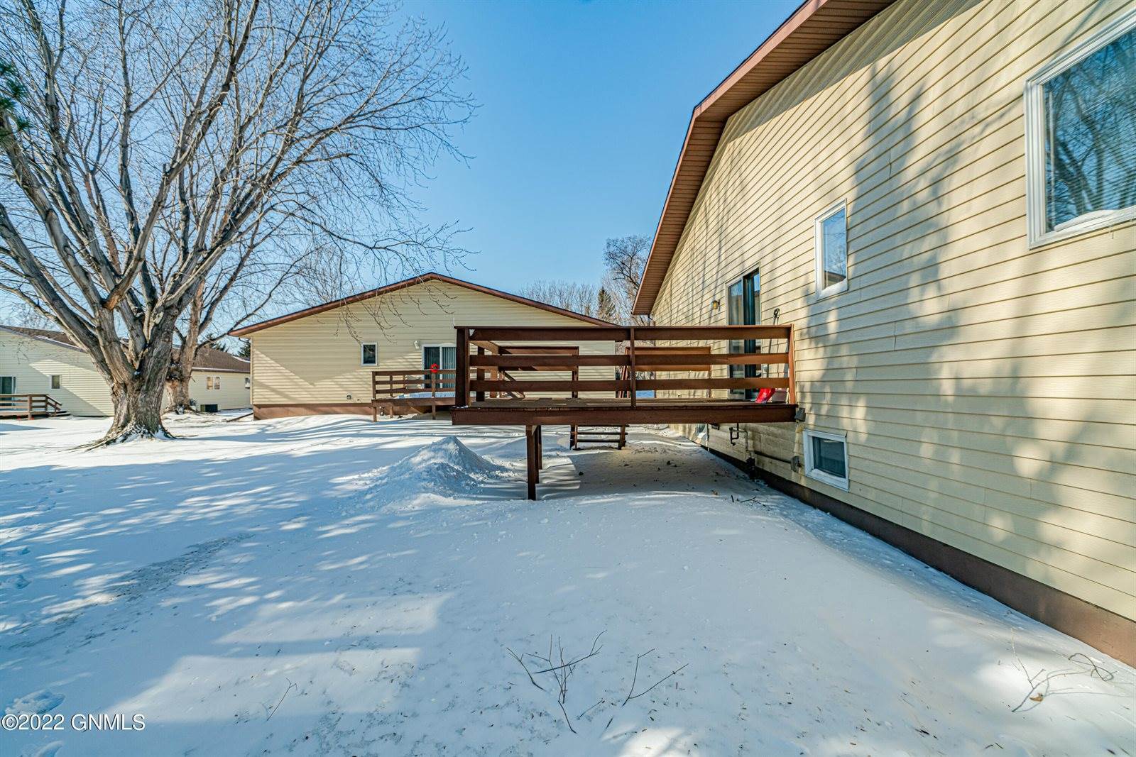 2947 Manitoba Lane, Bismarck, ND 58503