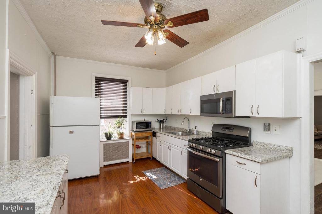 9 North Wells Avenue, Glenolden, PA 19036