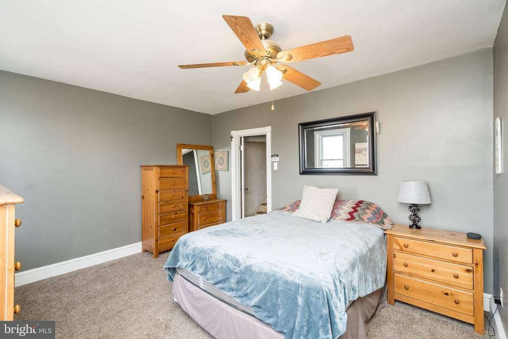 9 North Wells Avenue, Glenolden, PA 19036