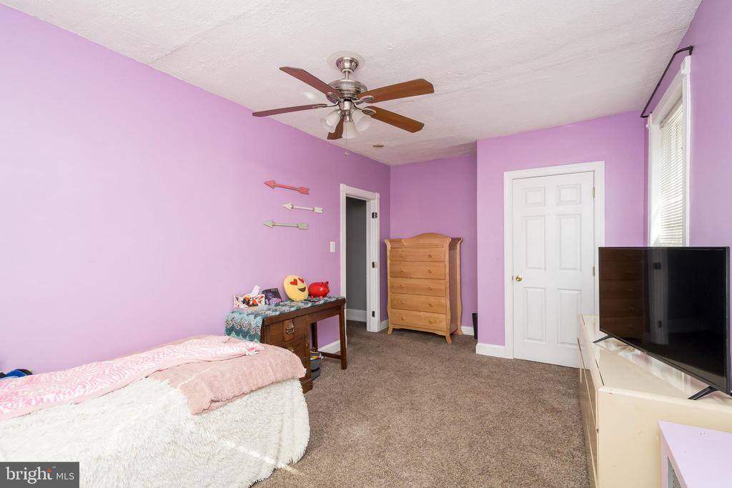 9 North Wells Avenue, Glenolden, PA 19036