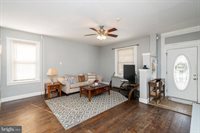 9 North Wells Avenue, Glenolden, PA 19036