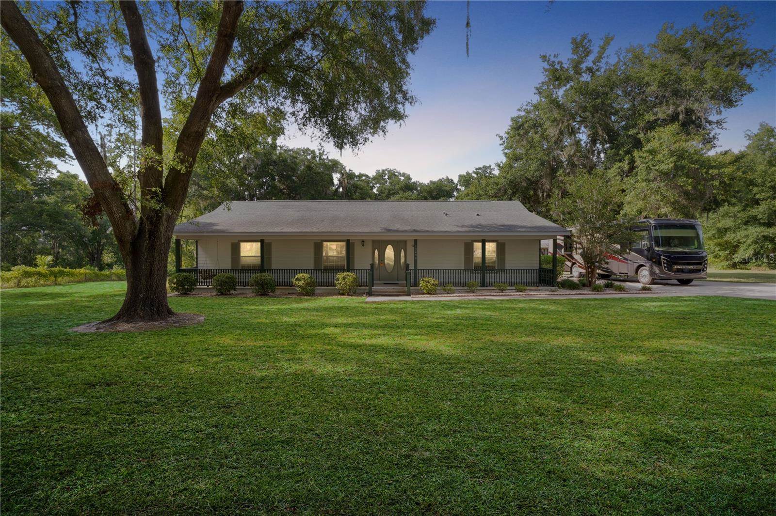 12499 East Highway 25, Ocklawaha, FL 32179