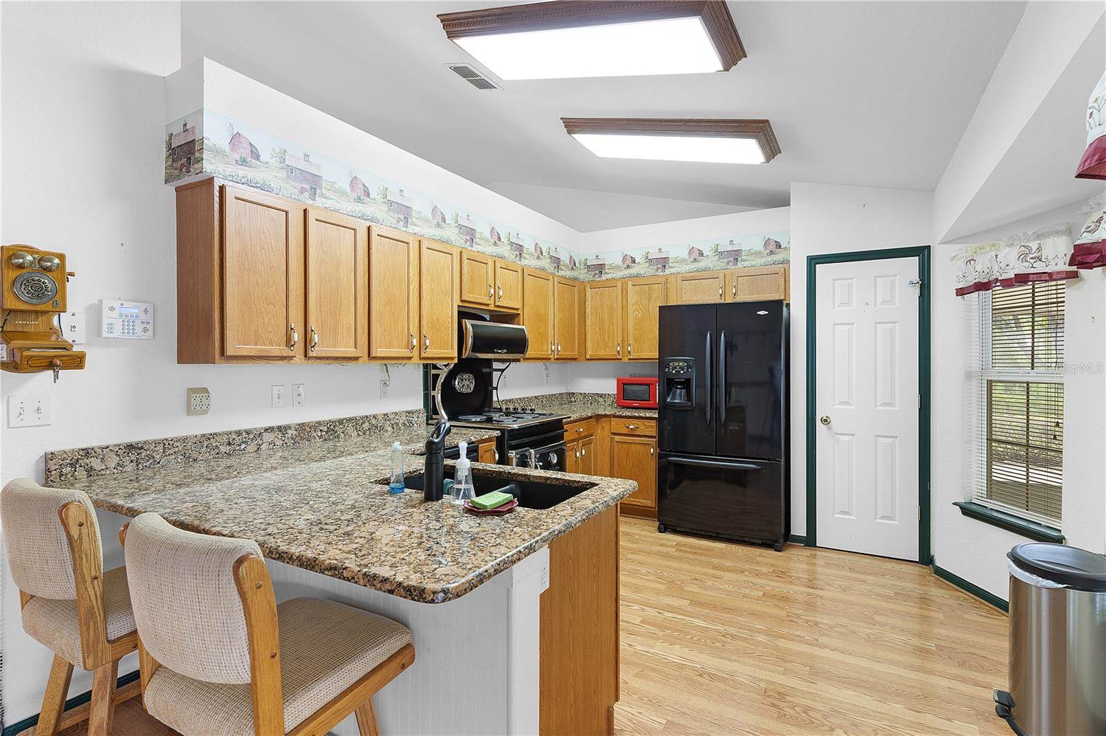 12499 East Highway 25, Ocklawaha, FL 32179