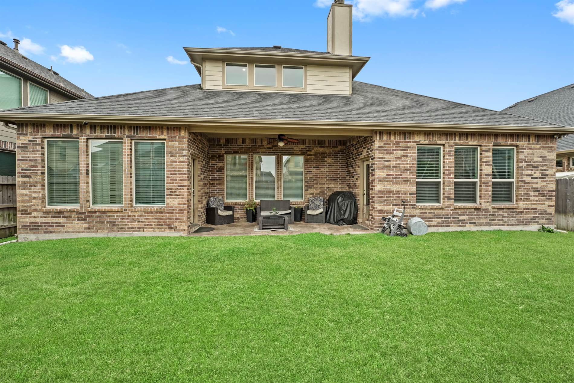 518 Richfish Run Drive, Rosenberg, TX 77469