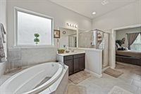 518 Richfish Run Drive, Rosenberg, TX 77469