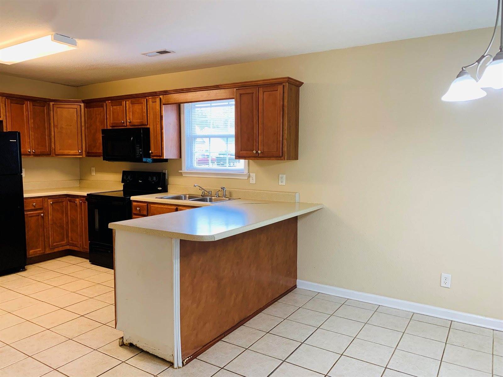 344 Southern Drive Dr, Ringgold, GA 30736