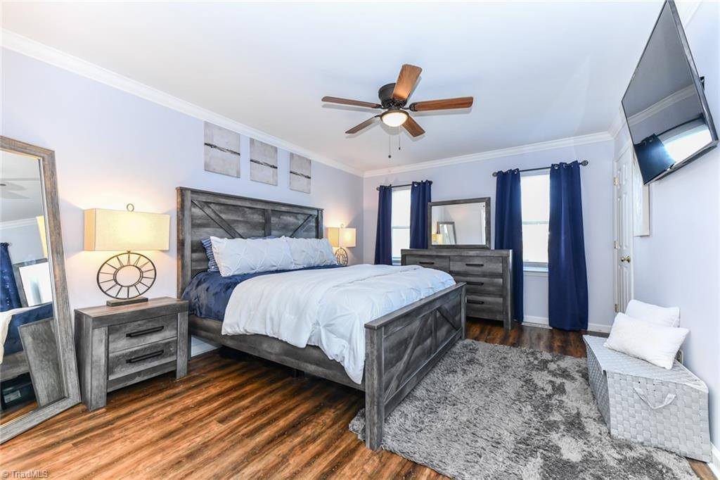 3904 Hunt Chase Court, Greensboro, NC 27407