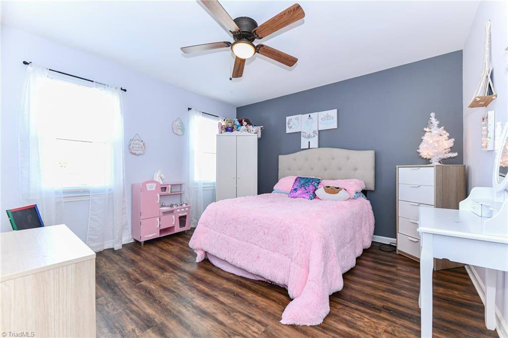 3904 Hunt Chase Court, Greensboro, NC 27407