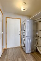 17505 Seward Plaza, Omaha, NE 68118