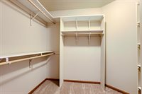 17505 Seward Plaza, Omaha, NE 68118