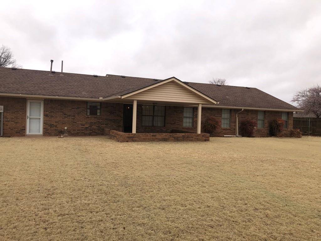 1516 E Quail Ave, Weatherford, OK 73096