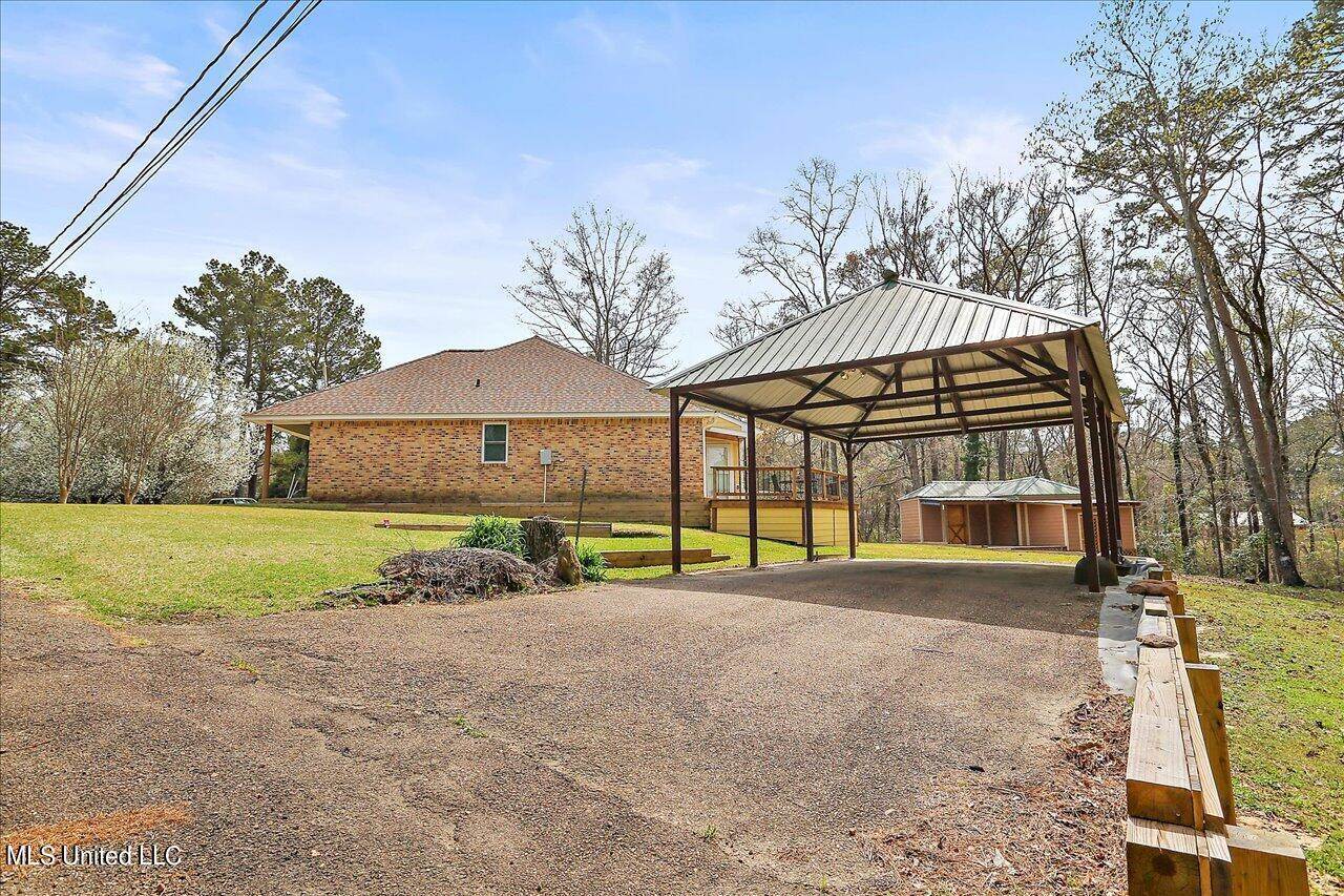 103 Camellia Circle, Florence, MS 39073