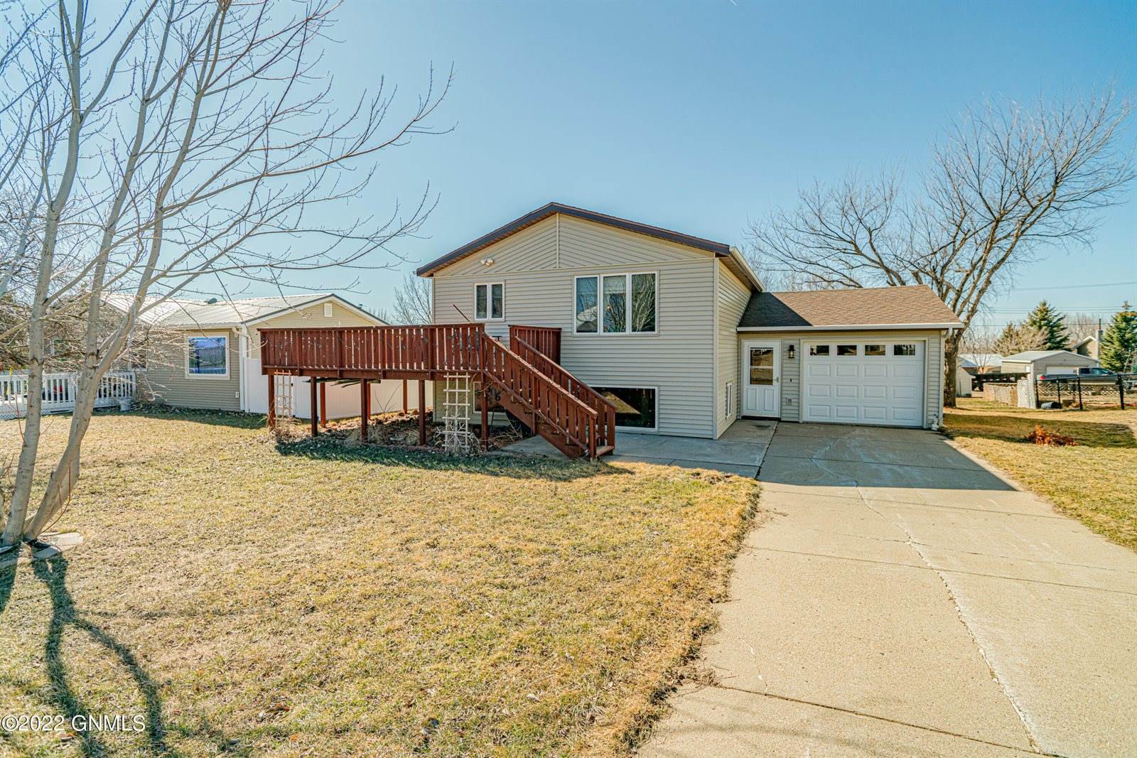 306 7th Street South, New Salem, ND 58563