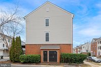 42815 Sykes Terrace, Chantilly, VA 20152