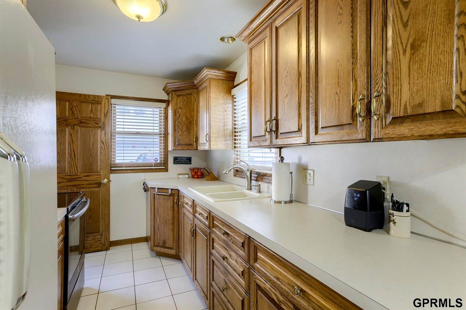 5608 Grover Street, Omaha, NE 68106