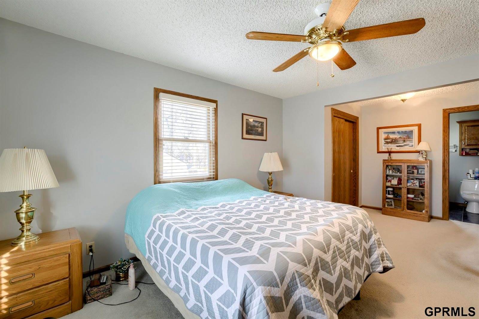 5608 Grover Street, Omaha, NE 68106