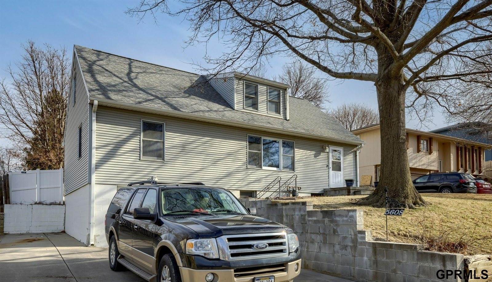 5608 Grover Street, Omaha, NE 68106
