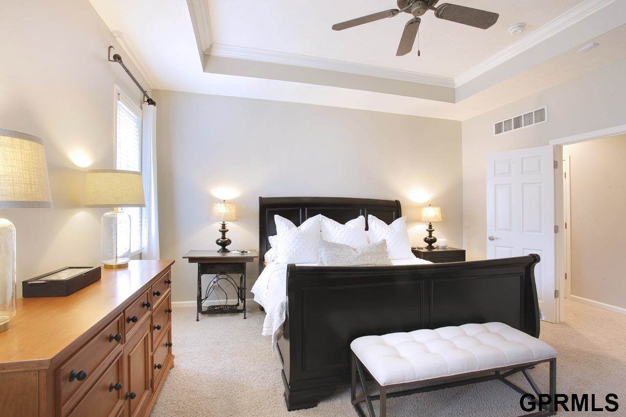 5714 S 173 Street, Omaha, NE 68135